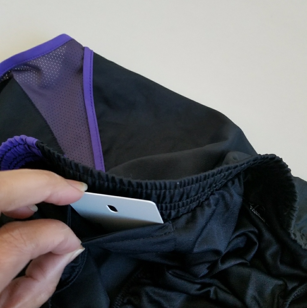 NWT Nike Running Shorts Built-in Undies - Picture 3 of 3